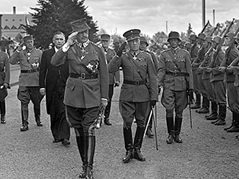 Lisää tietoa Eduskunta mukana rauhanteossa -tietopaketista.